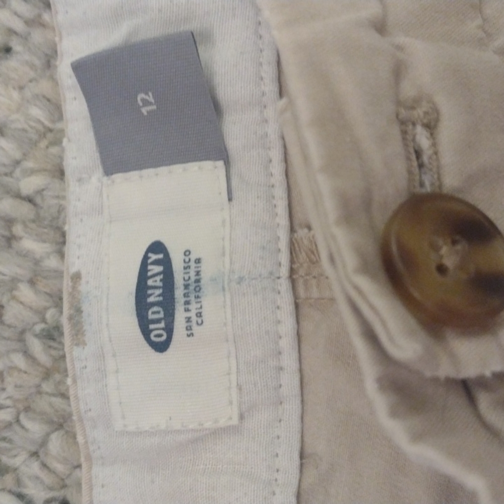Shorts - Picture 3 of 4